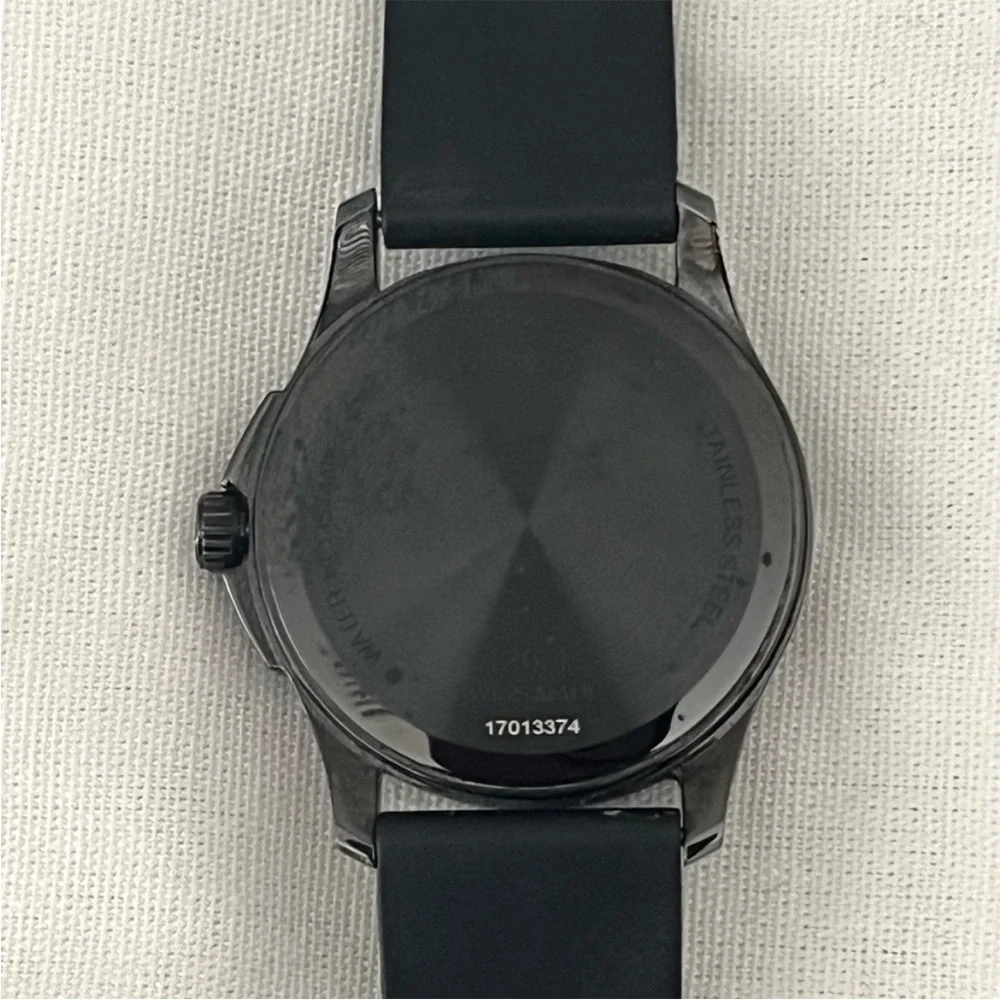 Gucci Black Watch with Multicolor Cat Face Dial